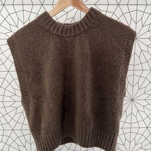 Madewell Brown Wool-Blend Sweater Vest – Cozy Minimal – Size M
